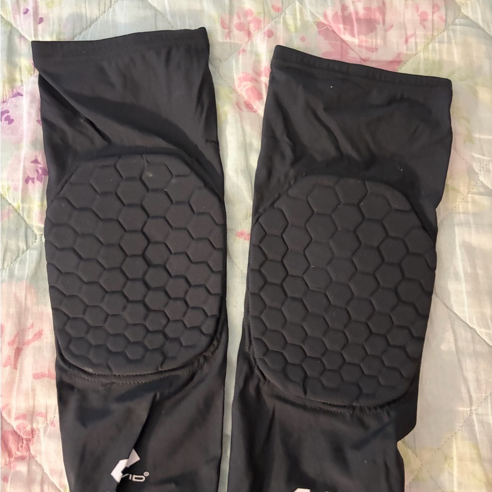 Black Padded Women's Sportwear